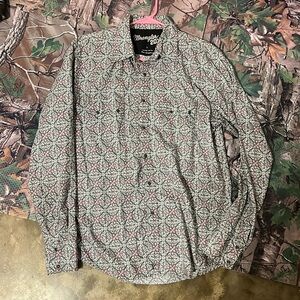 Wrangler button down